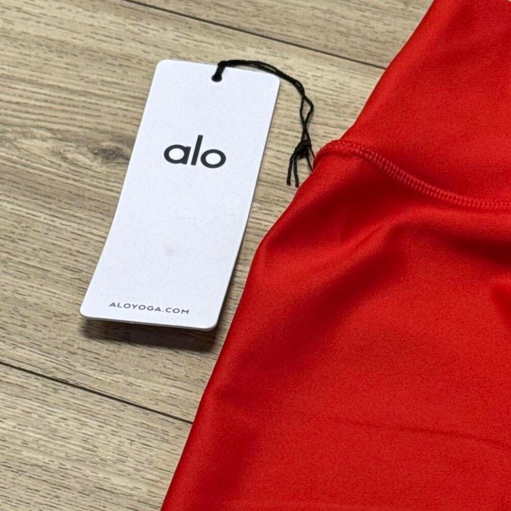 Alo-yoga Women's Red and Orange Leggings - Picture 3 of 6
